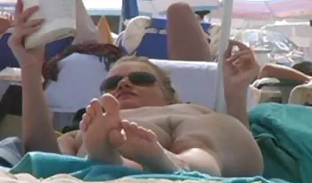 سیاه پوست زن سیاه را در ماشین لعنتی دانلود فیلم سکسی ورزشی