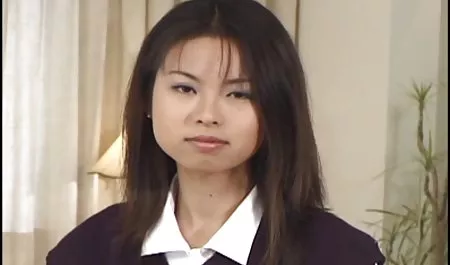 عوضی بیدمشک یک فال بزرگ روی دهانش می سکس در والیبال گیرد