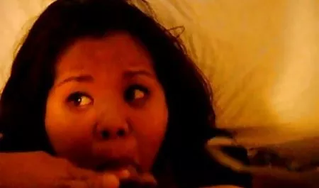 cunnilingus هیجان زده و معشوقه یوگا سکس خود را با دوربین لعنتی