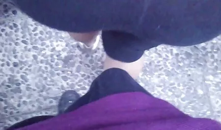 پدر دختر سکس ورزش یوگا خود را از بکارت محروم می کند