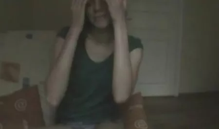 داماد کلاه را به عروس لیس زد و تمام تخم ها سکس یوگا را کاشت