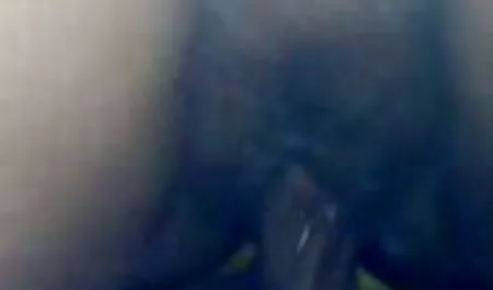 یک پسر دختر ورزش و سکس جوان روسی را در خیابان برداشت