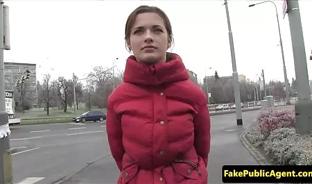 برادر خواهر سکس شنا و دوست دختر سکسی او را صدا می کند