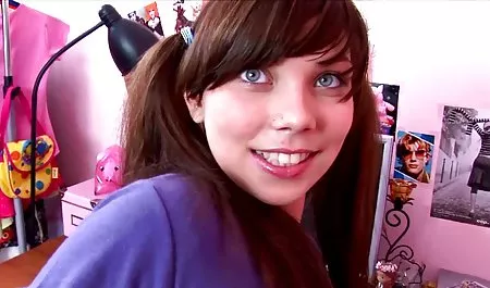 Governess دوست دارد الاغ محکم او را ورزشsex لعنتی کند