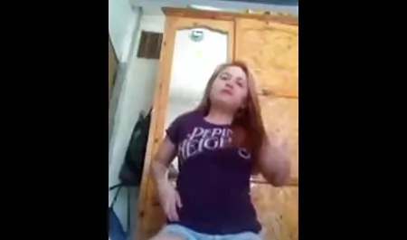 دو کارمند مادربزرگ را سکس در باشگاه بدنسازی در مطب زدند