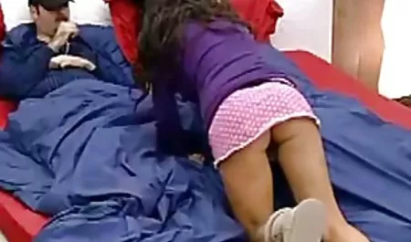 درچر در یک دوربین زن و شوهر برهنه سکس والیبال زنان جنسی سکسی مخفی در ساحل فیلمبرداری کرد