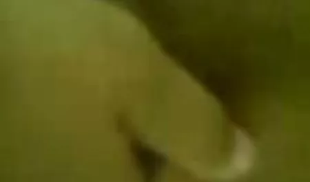 پدر یک دختر شیطان را لعنتی کرد سکس والیبال زنان