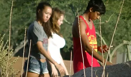 tranny سیسی در حال فیلمهای سکسی ورزشی لعنتی مردی در الاغ نوازش دیک خود را