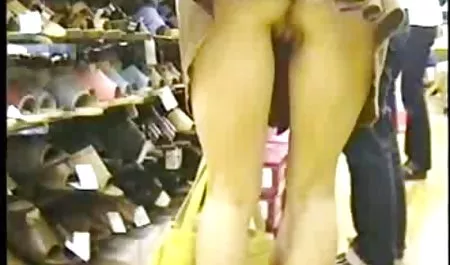 جوجه های بزرگ و دو نفر بچه باند سکس با ورزش گرفتند