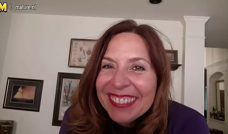 Lenka Berkova در یک عیاشی جنسی فیلمبرداری سکس شنا می شود