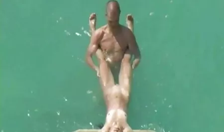 زن سیاه با سرطان ورزش وسکس لعنتی