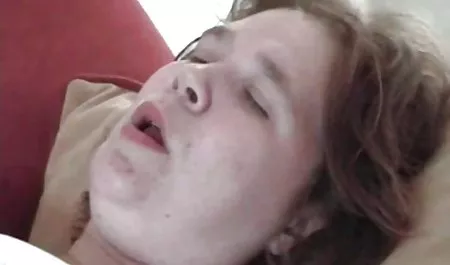 سکس عاشقانه با یک زن بالغ سکس ورزش یوگا زیبا