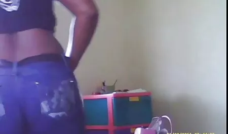 کوتی پسر سکس هنگام ورزش را ترغیب کرد که در الاغ فاک کند