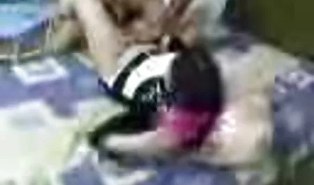 صبح خودش را به لعنتی به لعنتی یوگا و سکس داد