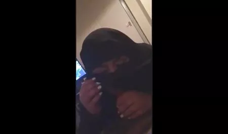 پسر خوش شانس دو فاحشه بلوند سکس های ورزشی را می گیرد