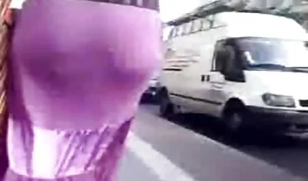 سبزه بیدمشک خیلی موهایش سکس در باشگاه بدنسازی را نشان داد