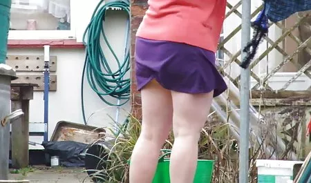 عروس بسیار زیبا یوگا و سکس بعد از عروسی از پسرانگی به داماد می دهد