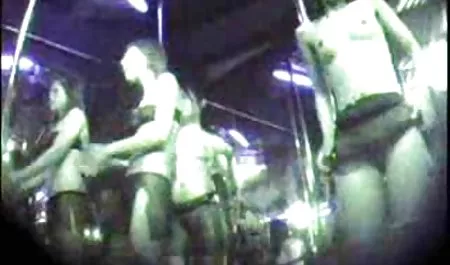 دوست دختر خود را زیر دیک دوست خود قرار یوگا و سکس دهید