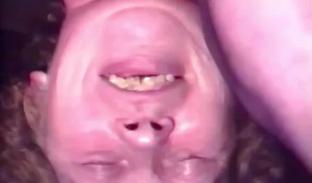 دانش سکس با ورزش آموز لاغر با دو ورزشکار خوابید