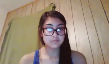 دختر سکس های ورزشی در استخر