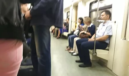 زن جوان داغ توسط یک دوست لعنتی می شود یوگا سکس