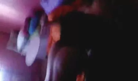 جوجه ای قرمز ورزشsex رنگ سوار بر خروس مردانه