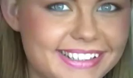 مقعد برای دختر ساخته شد و سکس در یوگا اولین باری که آن را لغزیدند