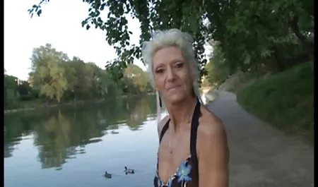 پوره روسی در تمام سوراخ ها لعنتی سکس با ورزش