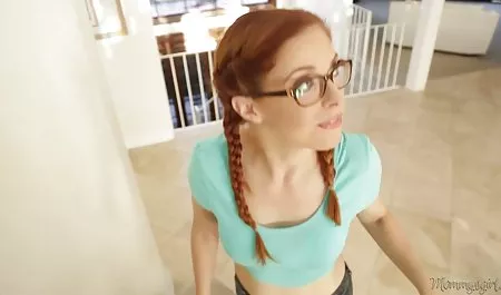 دو نفر با هم سکس یوگا نوبت marinochka را گرفتند