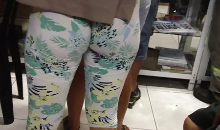 ورزشکار قوی بلوند داغ را در تمام سوراخ ها لعنتی ورزش های سکسی