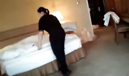 پسر بی رحمانه تقریباً زیبایی را در دهان و دانلود فیلم سکسی ورزشی کسش می بیند